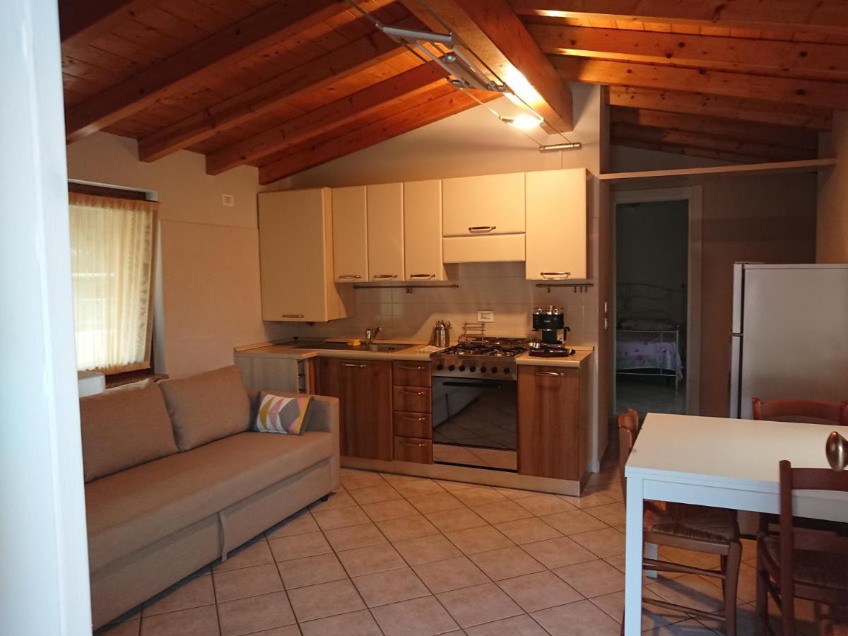Apartmán Il Carpino Bianco Bilocale Puegnago Exteriér fotografie